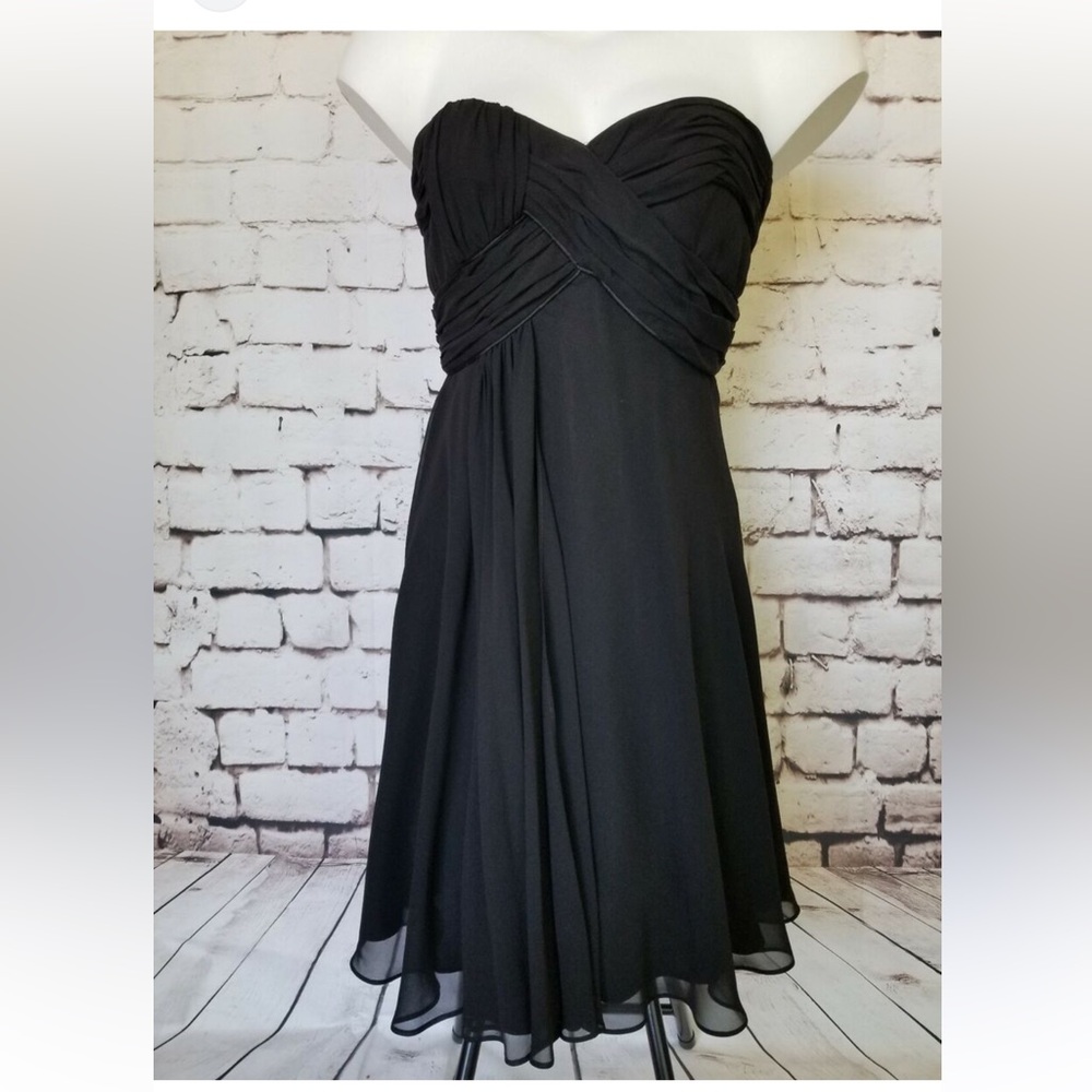 White House | Black Market Strapless Structured Chiffon Dress Womens Size 6